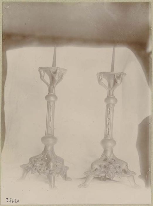 2 chandeliers