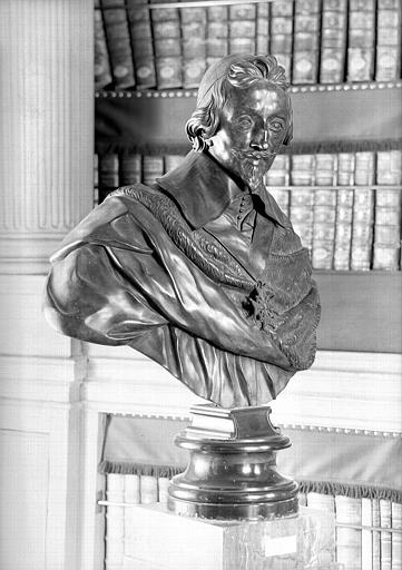 Buste en bronze : Le cardinal de Richelieu, salle de lecture