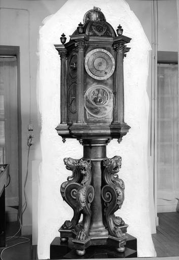 horloge astronomique construite pour le cardinal Charles de Lorraine, archevêque de Reims