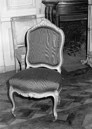 chaise, style Louis XV