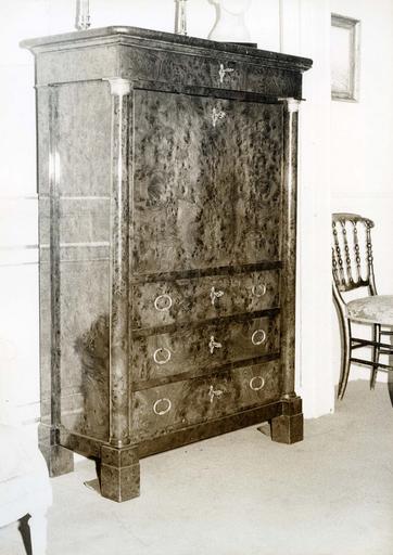 deux burins à découper la feuille d'or, bois et métal (n° inv. 76A et 76B) - © Ministère de la Culture (France), Médiathèque du patrimoine et de la photographie (objets mobiliers), tous droits réservés
