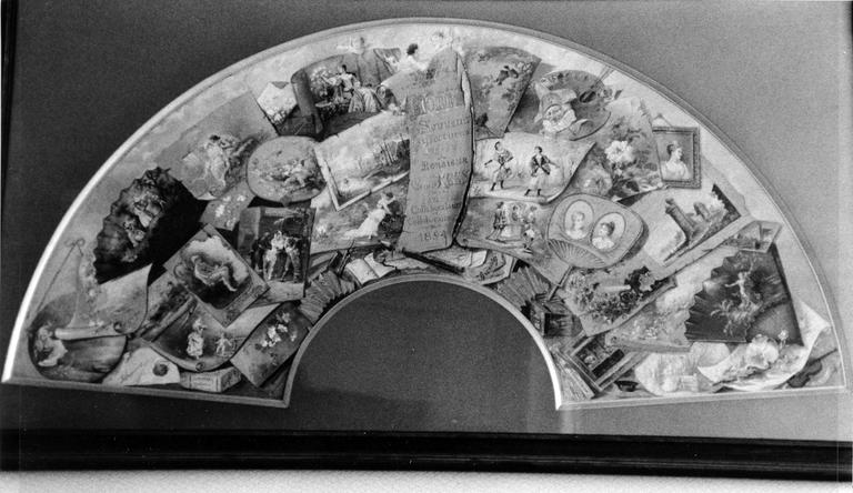 peinture : Hommage d'atelier à l'éventailliste Ernest Kees, gouache sur taffetas - © Ministère de la Culture (France), Médiathèque du patrimoine et de la photographie (objets mobiliers), tous droits réservés