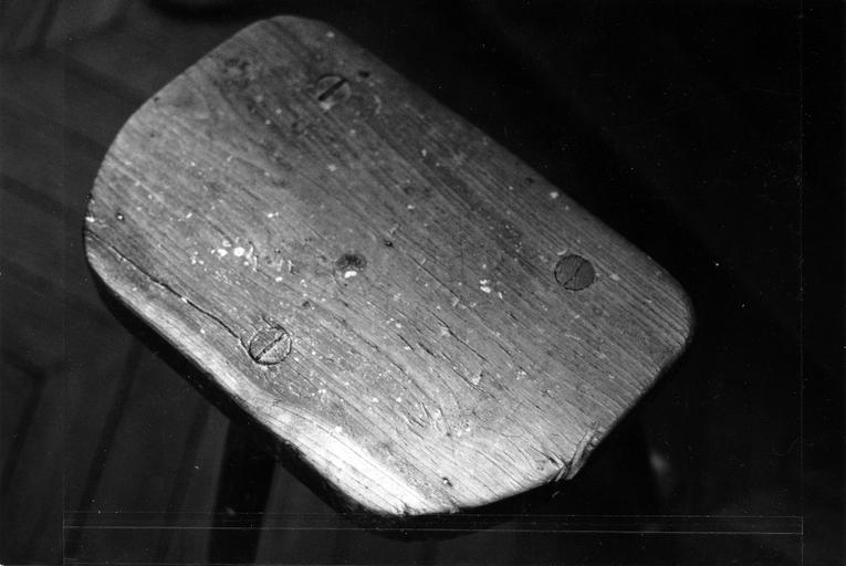 tabouret du tour à graver - © Ministère de la Culture (France), Médiathèque du patrimoine et de la photographie (objets mobiliers), tous droits réservés