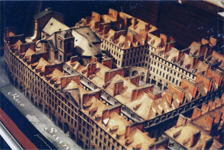 maquette : plan relief pour la reconstruction de l'hôtel royal des Quinze-Vingt - © Ministère de la Culture (France), Médiathèque du patrimoine et de la photographie (objets mobiliers), tous droits réservés