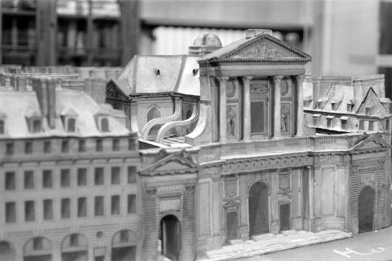 maquette : plan relief pour la reconstruction de l'hôtel royal des Quinze-Vingt, détail - © Ministère de la Culture (France), Médiathèque du patrimoine et de la photographie (objets mobiliers), tous droits réservés
