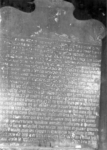 plaque commémorative (épitaphe de fondation par Mery Marchant) - © Ministère de la Culture (France), Médiathèque du patrimoine et de la photographie (objets mobiliers), tous droits réservés