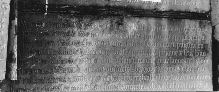 plaque commémorative (épitaphe de fondation par Katherine Petit) - © Ministère de la Culture (France), Médiathèque du patrimoine et de la photographie (objets mobiliers), tous droits réservés