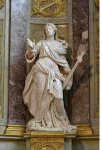 Statue (grandeur nature) : Sainte Marguerite