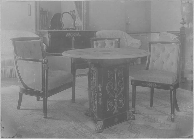 Mobilier de salon 1er Empire (2 fauteuils, 6 chaises)