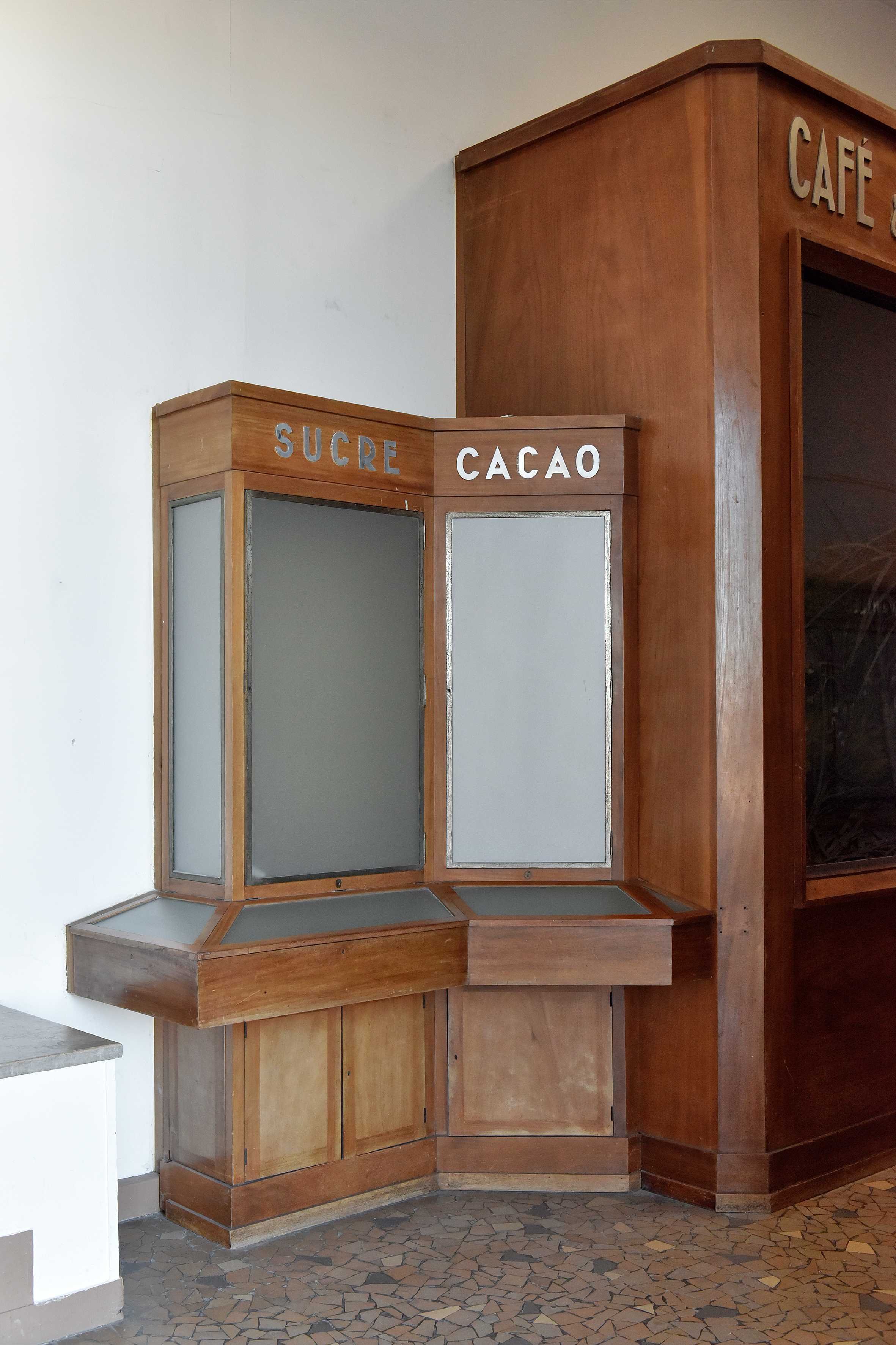 diorama sans meuble et à l'état fragmentaire : Sucre et cacao (six éléments en tout) - © Ministère de la Culture (France), établissement public du Palais de la Porte Dorée, tous droits réservés