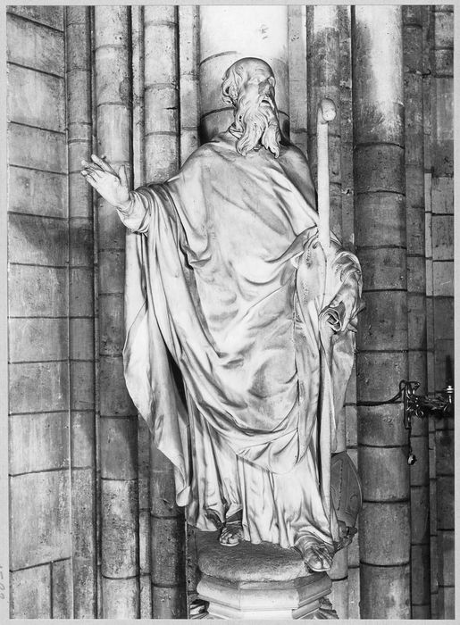 statue : Saint Denis