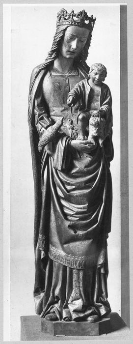 statue : Vierge à l'Enfant