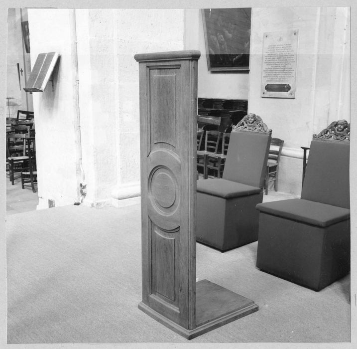 élément de lambris de rev^)etement (?)