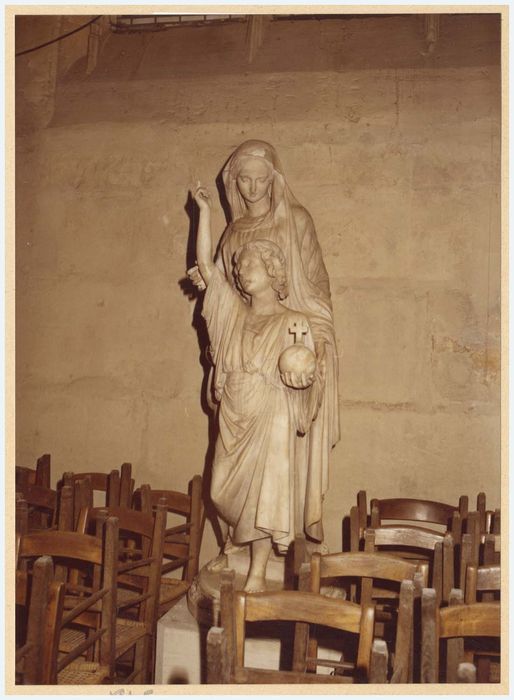 groupe sculpté : La Vierge et Jésus adolescent