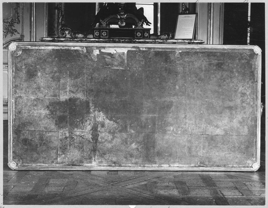 bureau de Louis XV, dit table de Robespierre