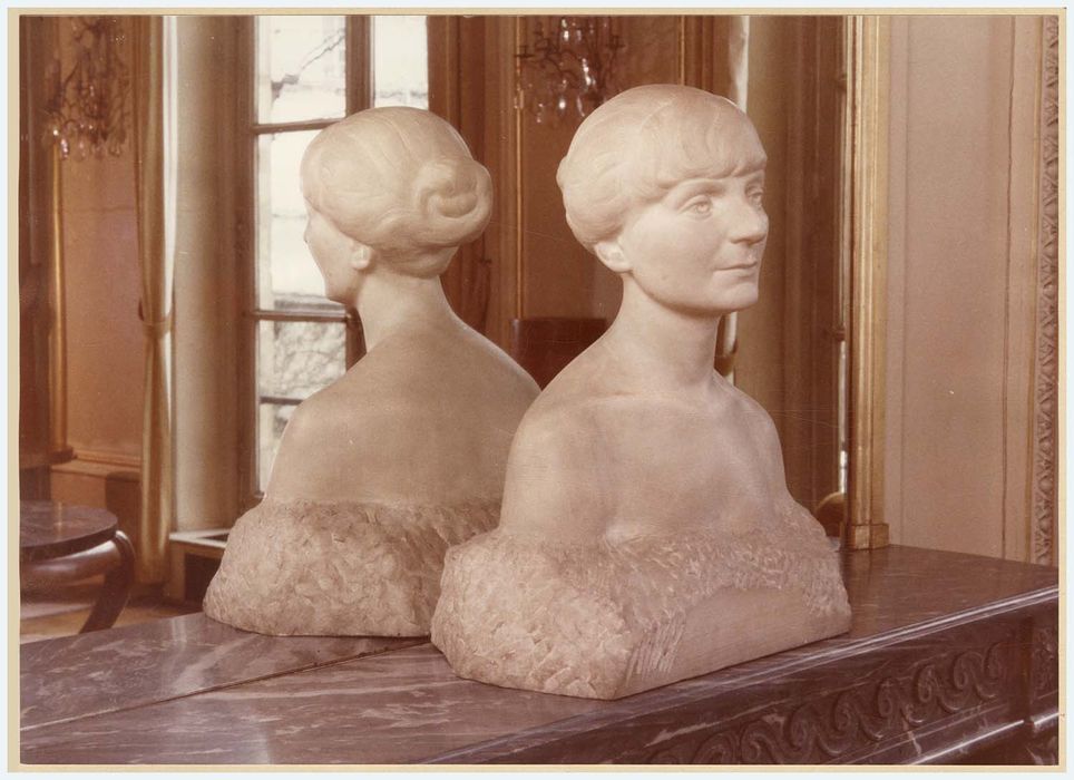 buste : Anna de Noailles