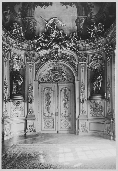 lambris de revêtement de la galerie dorée