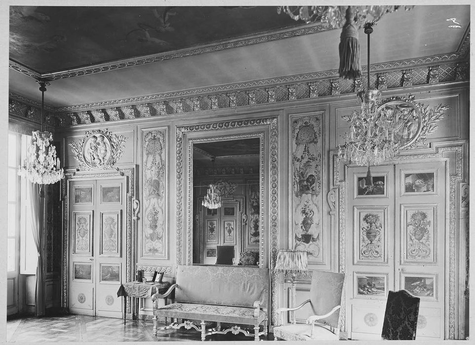 pièce non localisée, vue partielle