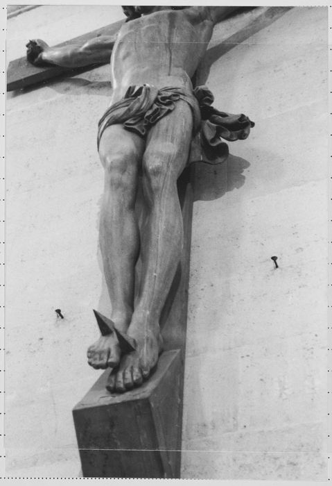 statue : Christ en croix dit des Filles du Roy, détail