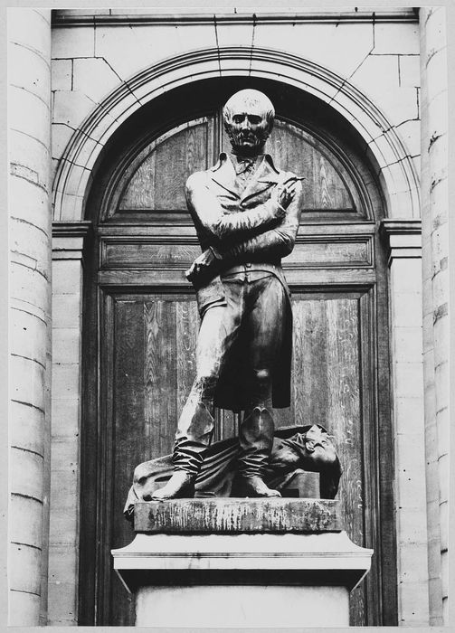 statue : Marie François Xavier Bichat