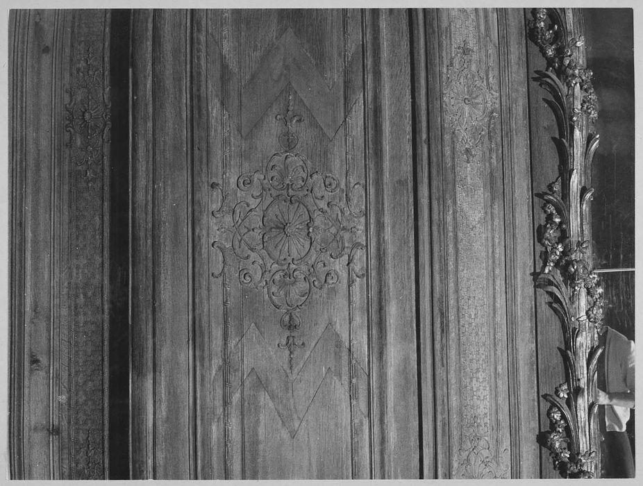 lambris de revêtement du salon d'Eve, détail