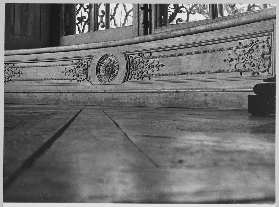 lambris de revêtement du cabinet de l'Age d'airain, détail