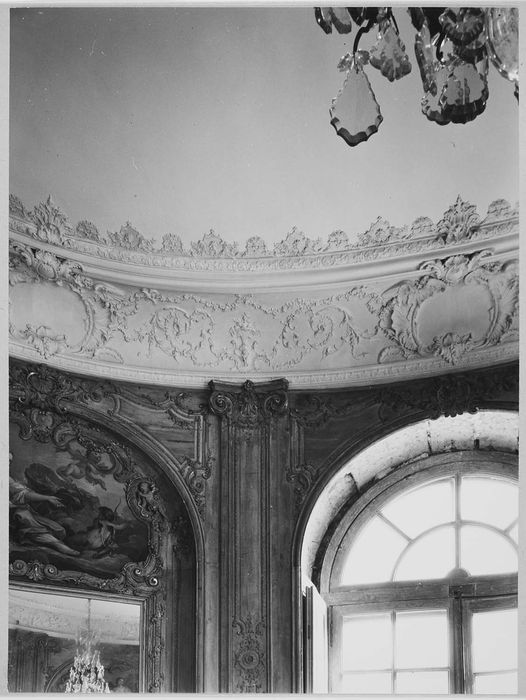 lambris de revêtement du cabinet de l'Age d'airain, vue partielle