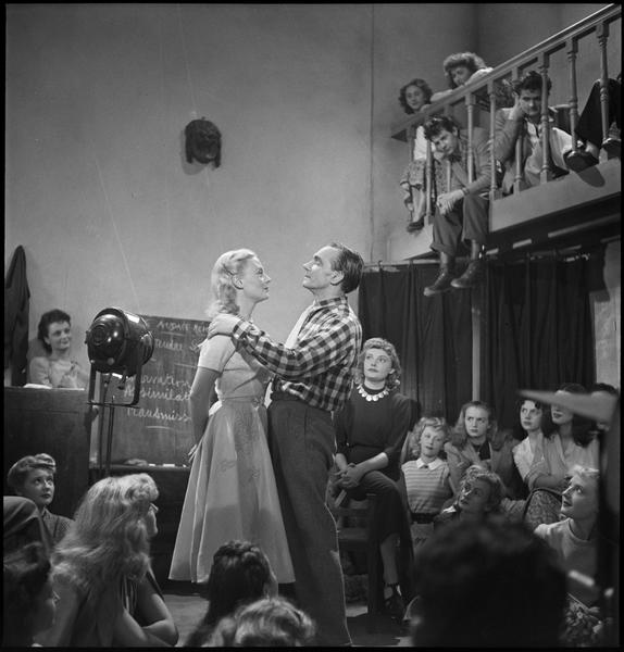 Michèle Morgan au cours d'art dramatique de René Simon