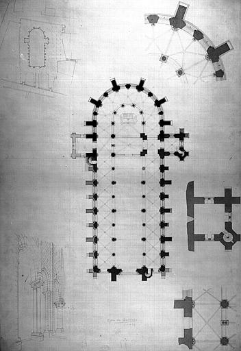 Plan général et plans détaillés de l'édifice, élévation des piliers