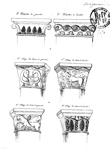 Dessin à la plume : Chapiteaux