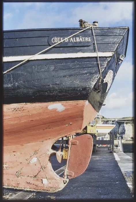 bateau de pêche : Cotre Bourcet-Malet dit Côte d'albâtre, vue partielle