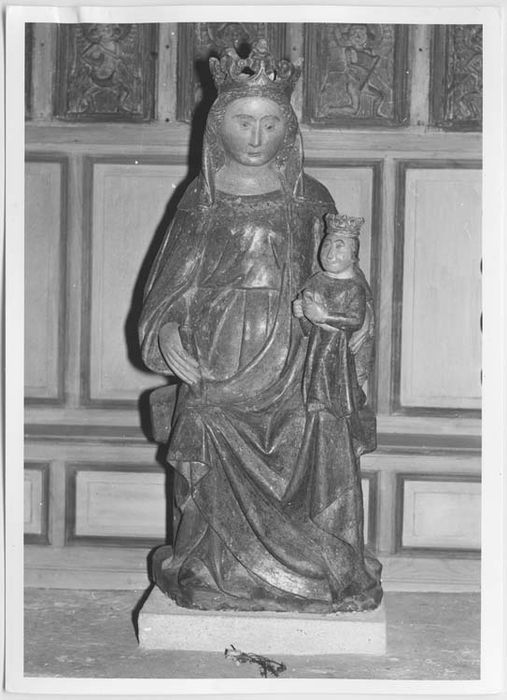 statue : Vierge à l'Enfant - © Ministère de la Culture (France), Médiathèque du patrimoine et de la photographie, Tous droits réservés