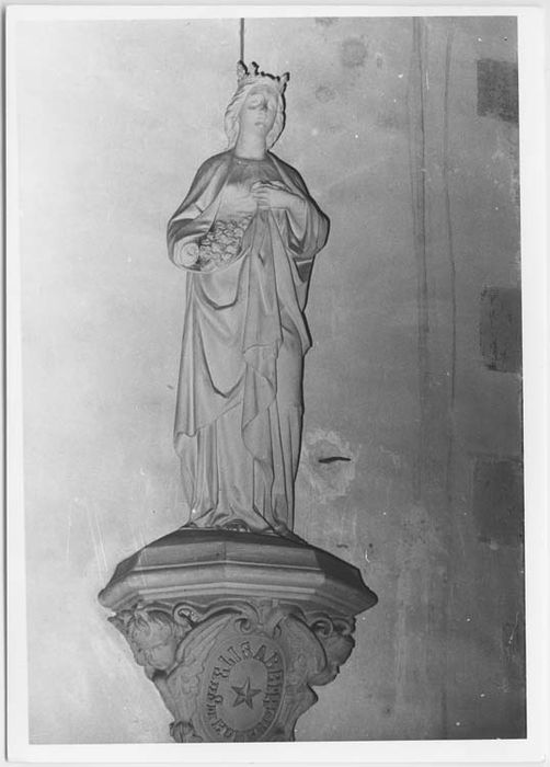 statue et son socle : Sainte Elisabeth de Hongrie (ensemble 18 statues) - © Ministère de la Culture (France), Médiathèque du patrimoine et de la photographie, Tous droits réservés