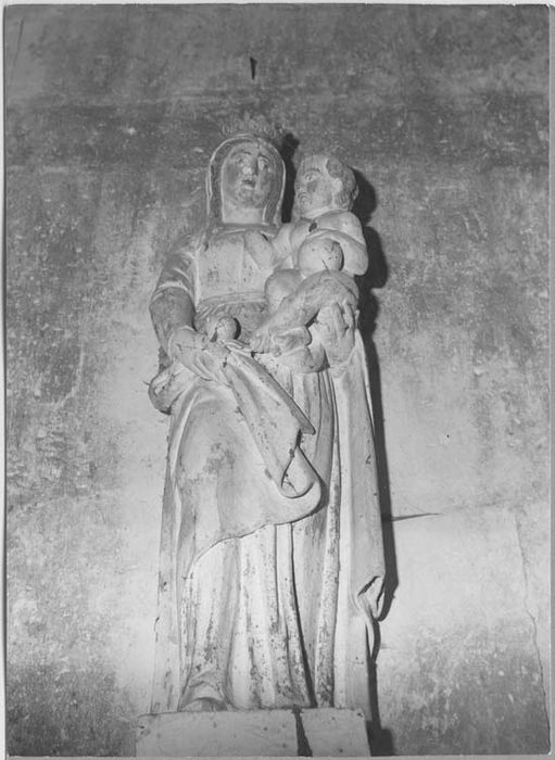 statue : Vierge à l'Enfant - © Ministère de la Culture (France), Médiathèque du patrimoine et de la photographie, Tous droits réservés