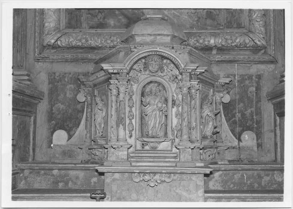 autel (maître-autel), retable, tabernacle et cadre - © Ministère de la Culture (France), Médiathèque du patrimoine et de la photographie, Tous droits réservés
