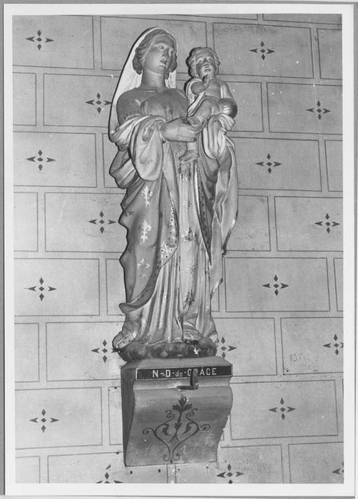 statue : Vierge à l'Enfant dite Notre-Dame de Grâce - © Ministère de la Culture (France), Médiathèque du patrimoine et de la photographie, Tous droits réservés