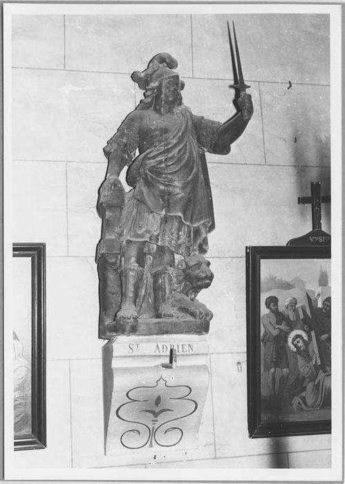 statue : Saint Adrien - © Ministère de la Culture (France), Médiathèque du patrimoine et de la photographie, Tous droits réservés