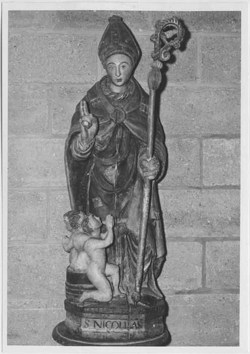 statue : Saint Nicolas et les 3 enfants - © Ministère de la Culture (France), Médiathèque du patrimoine et de la photographie, Tous droits réservés