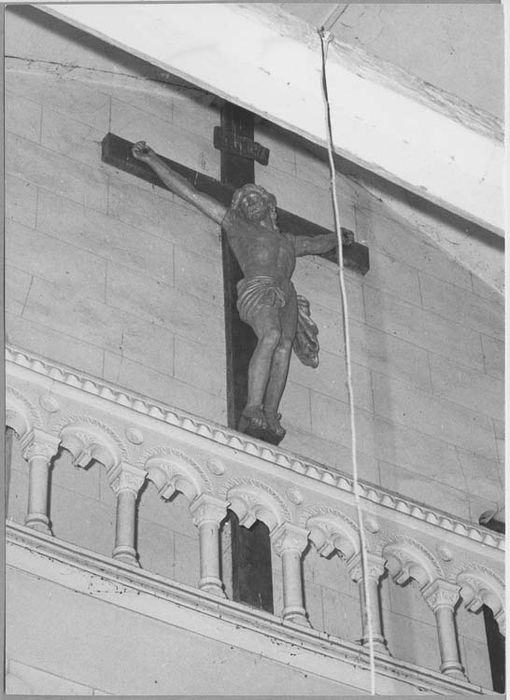 statue de poutre de gloire : Christ en croix - © Ministère de la Culture (France), Médiathèque du patrimoine et de la photographie, Tous droits réservés