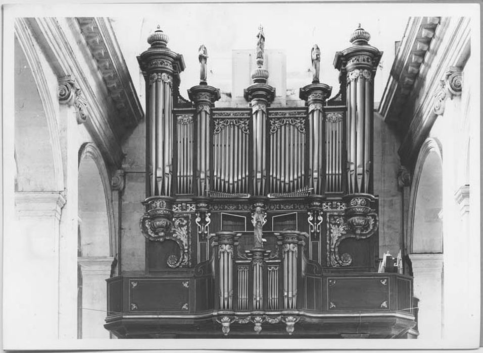 Orgue de tribune : buffet d'orgue