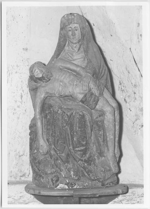 groupe sculpté : Vierge de Pitié - © Ministère de la Culture (France), Médiathèque du patrimoine et de la photographie, Tous droits réservés