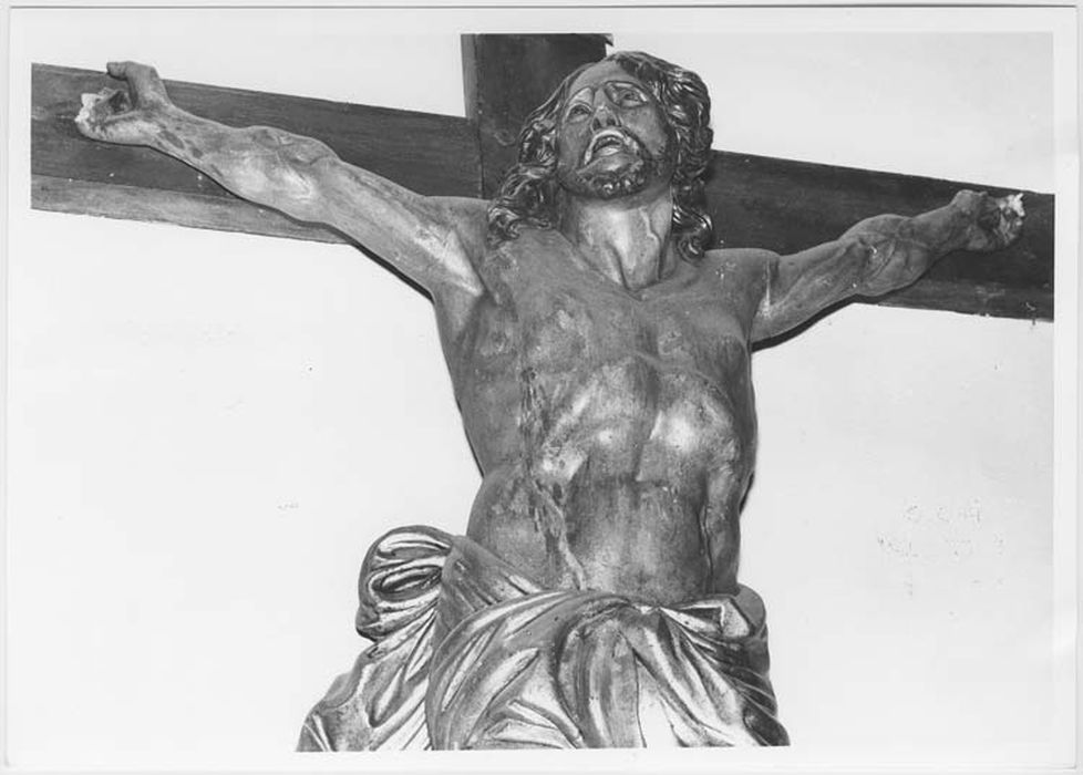 statue : Christ en croix - © Ministère de la Culture (France), Médiathèque du patrimoine et de la photographie, Tous droits réservés