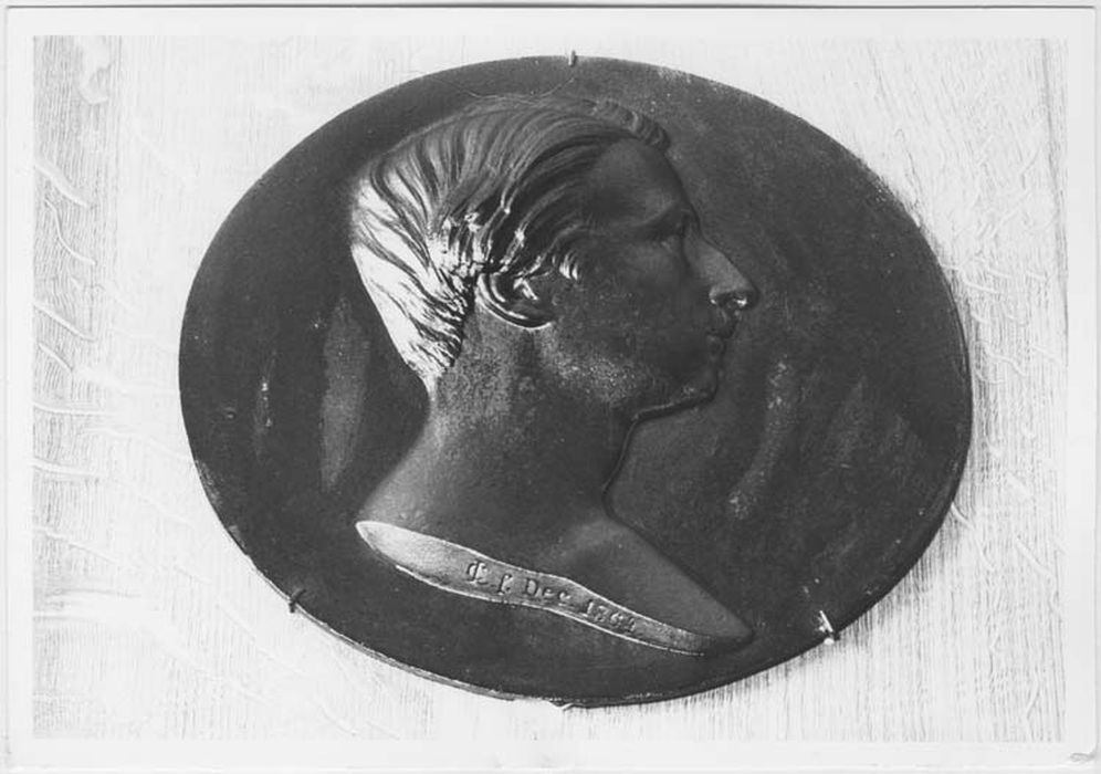 bas-relief : Portrait du comte d'Eu - © Ministère de la Culture (France), Médiathèque du patrimoine et de la photographie, Tous droits réservés