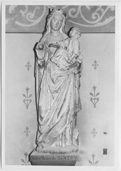 statue : Vierge à l'Enfant dite Notre-Dame de Santé - © Ministère de la Culture (France), Médiathèque du patrimoine et de la photographie, Tous droits réservés