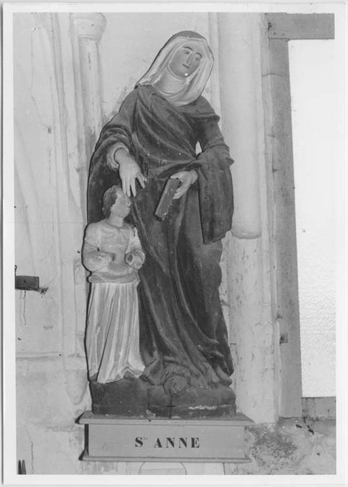 groupe sculpté : Sainte Anne et la Vierge - © Ministère de la Culture (France), Médiathèque du patrimoine et de la photographie, Tous droits réservés