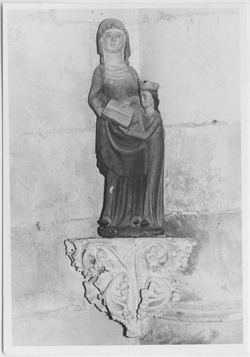 groupe sculpté : Sainte Anne et la Vierge - © Ministère de la Culture (France), Médiathèque du patrimoine et de la photographie, Tous droits réservés