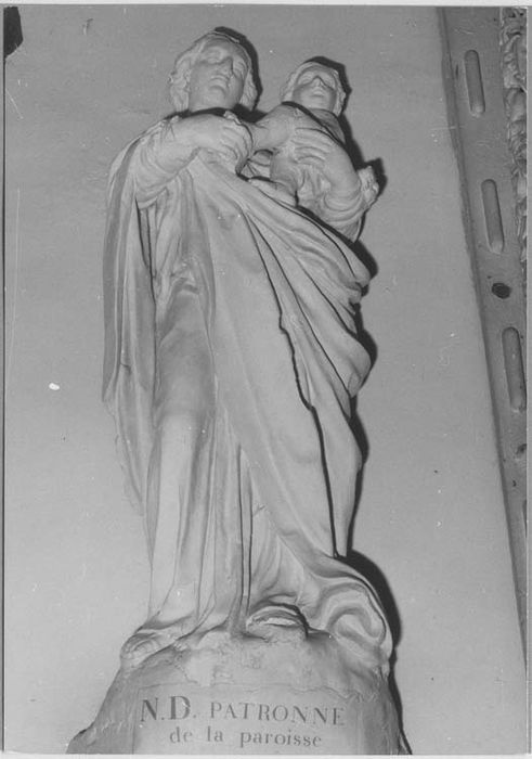 statue : Vierge à l'Enfant - © Ministère de la Culture (France), Médiathèque du patrimoine et de la photographie, Tous droits réservés