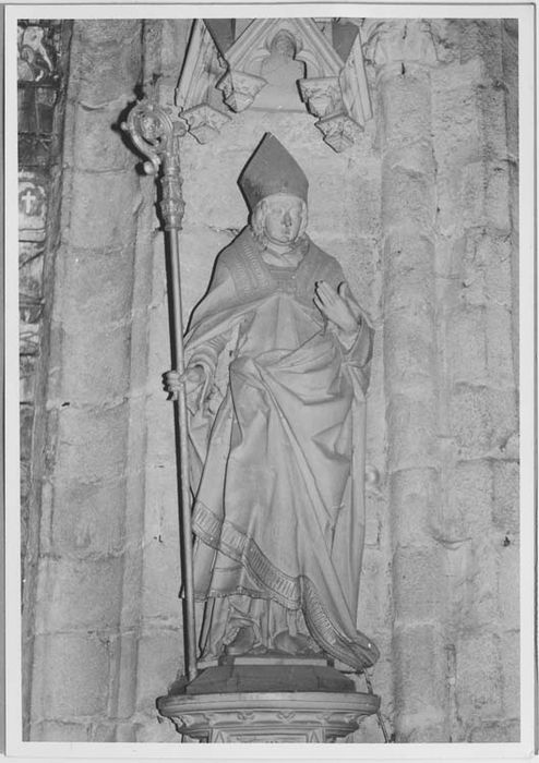 statue : Saint évêque (saint Ouen) - © Ministère de la Culture (France), Médiathèque du patrimoine et de la photographie, Tous droits réservés