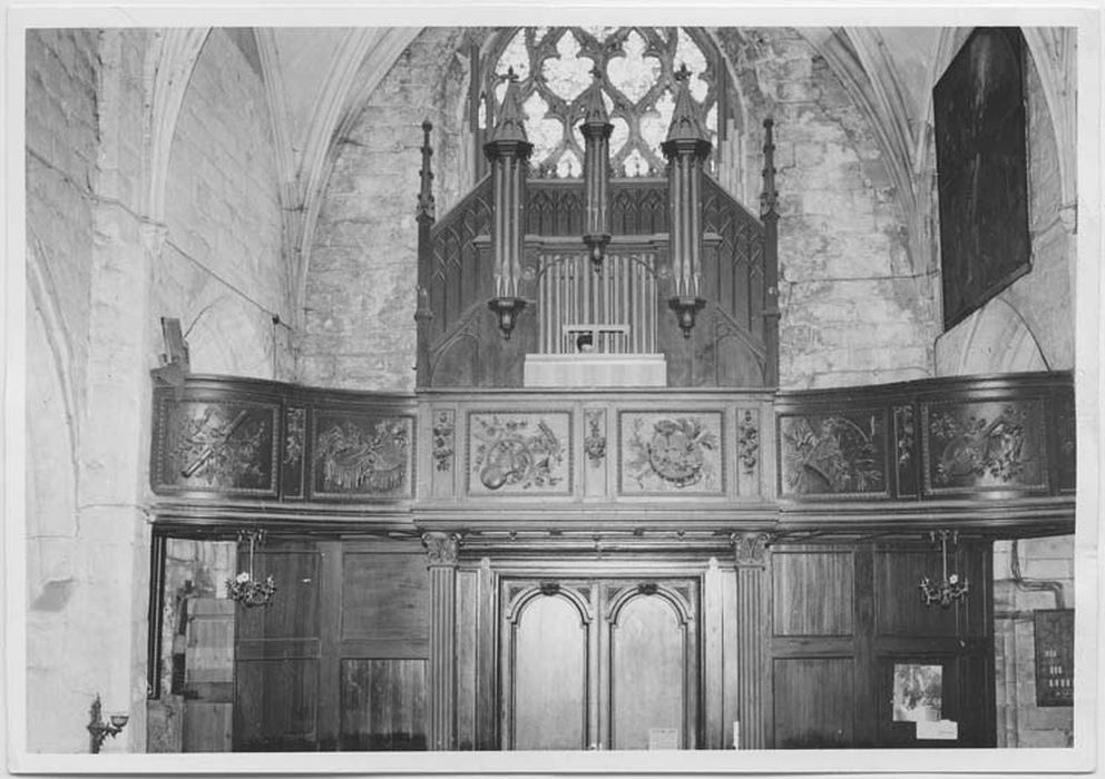 garde-corps de tribune et porte - © Ministère de la Culture (France), Médiathèque du patrimoine et de la photographie, Tous droits réservés