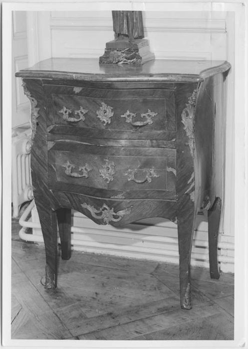 commode - © Ministère de la Culture (France), Médiathèque du patrimoine et de la photographie, Tous droits réservés